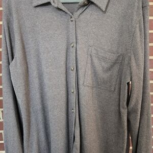Maurices Herringbone Pattern Soft Womans Gray Casual Button-Down Shirt XL